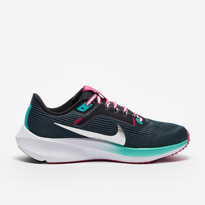 Nike Womens Pegasus 40
