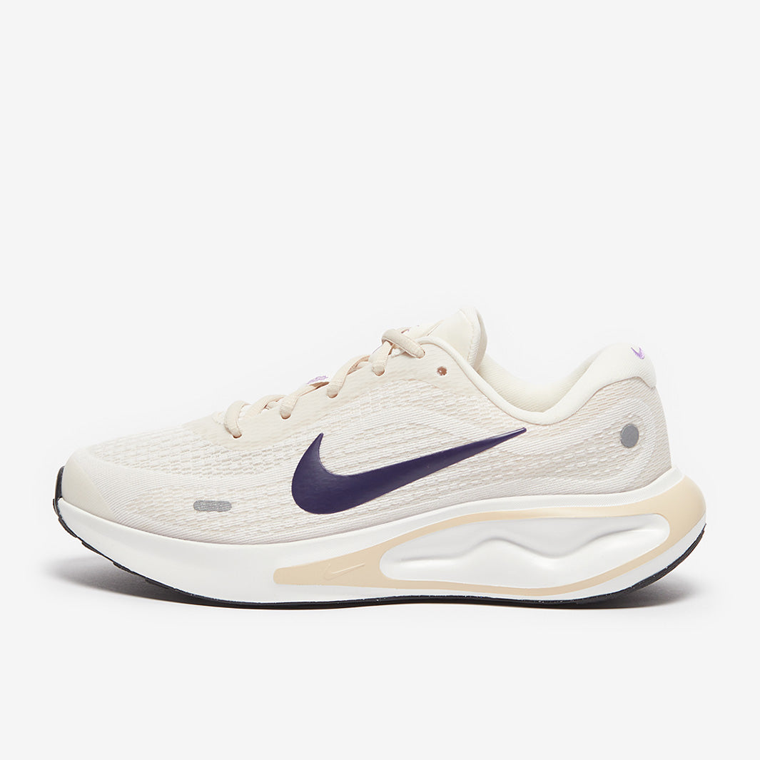 Nike Womens Journey Run