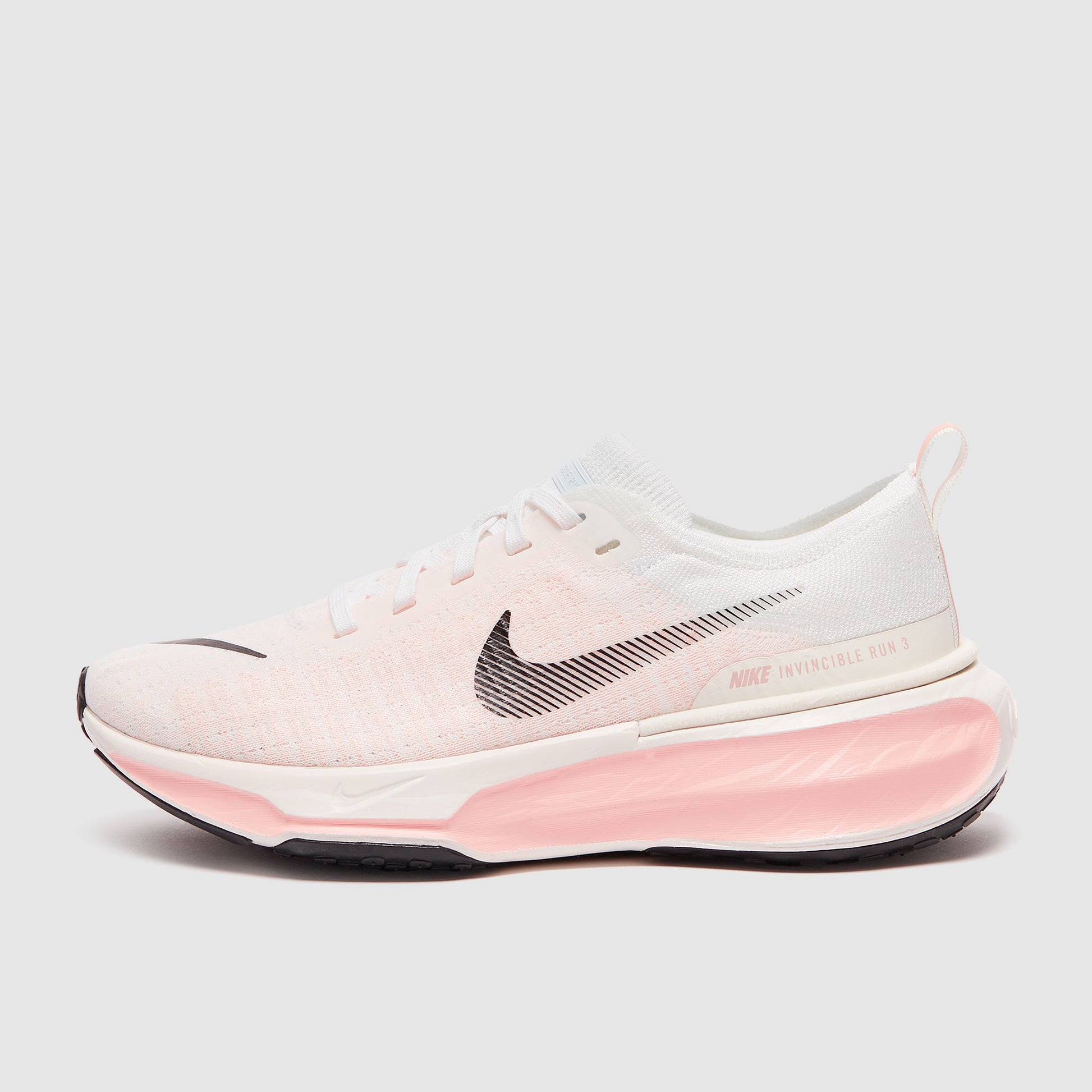 Nike Womens Invincible 3