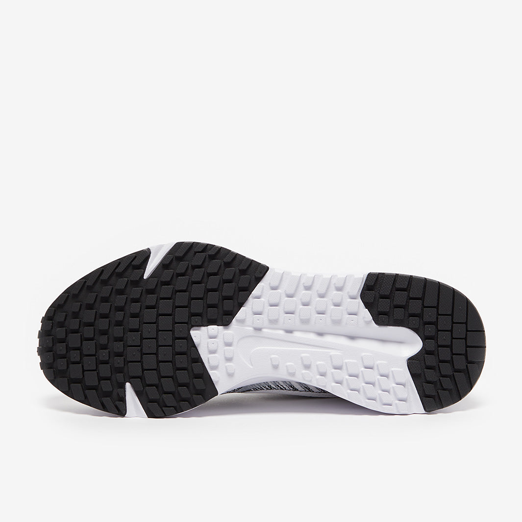 Nike Womens Run Defy