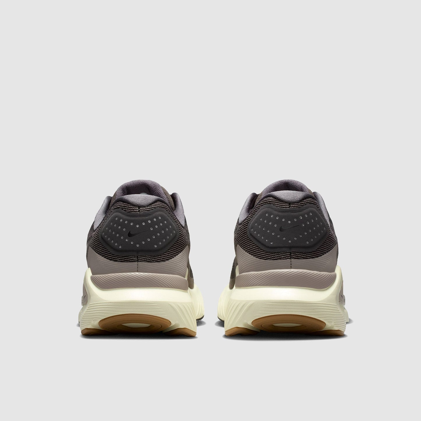 Nike Structure 26