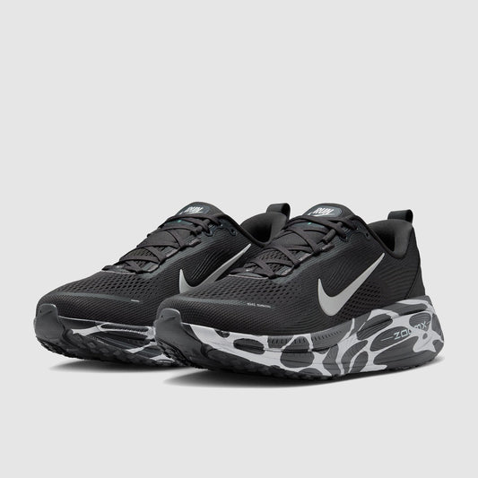 Nike Vomero 18