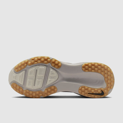 Nike Vomero 18