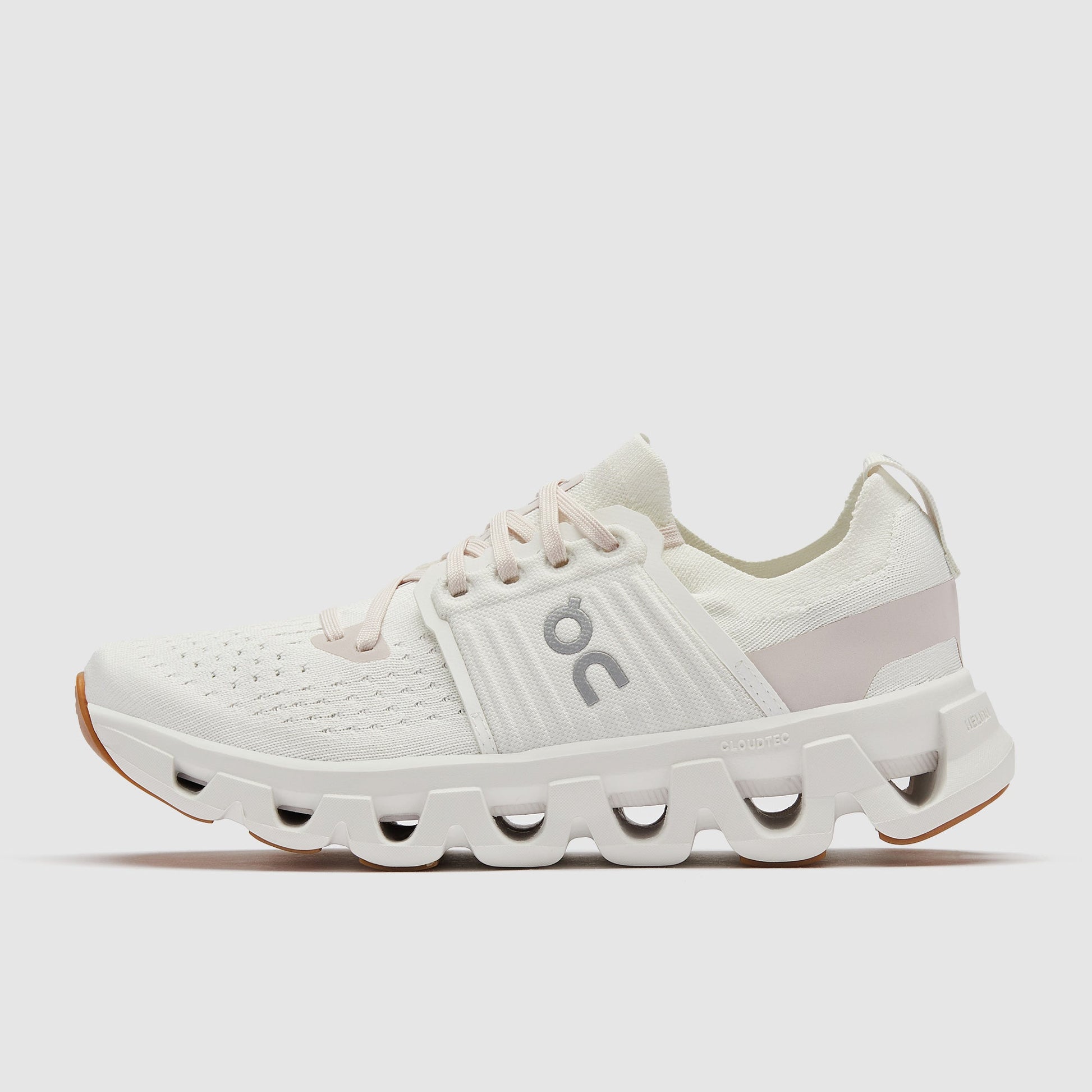 On Womens Cloudswift 4