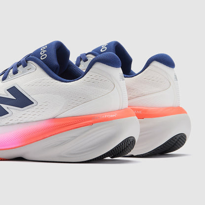 New Balance Womens 860 v15