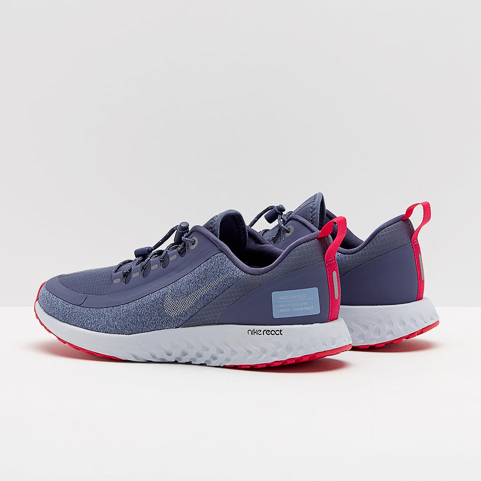 Nike Girls Legend Shield