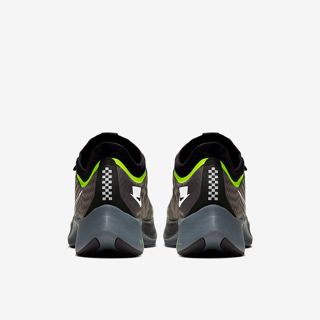 Nike Zoom Fly 3