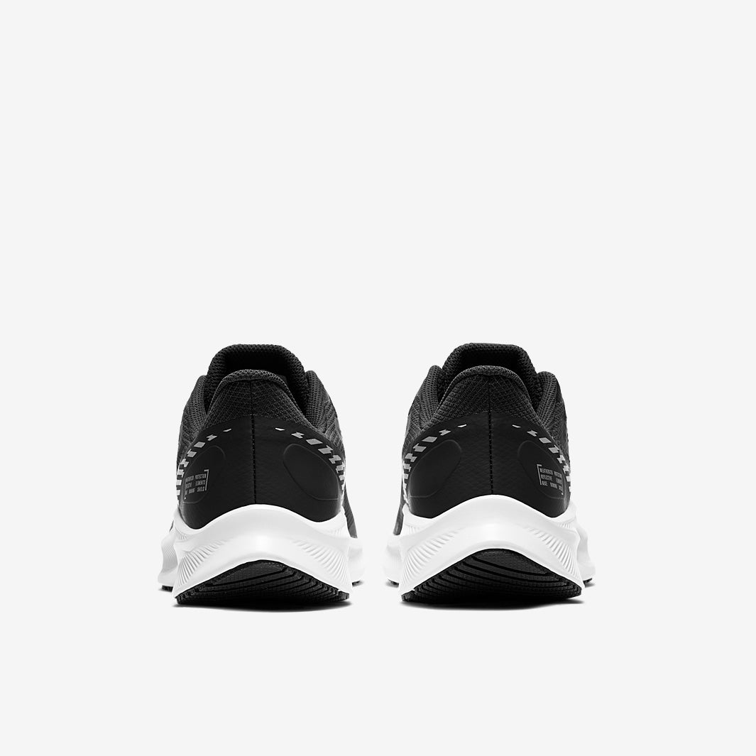 Nike Womens Quest 3 Shield