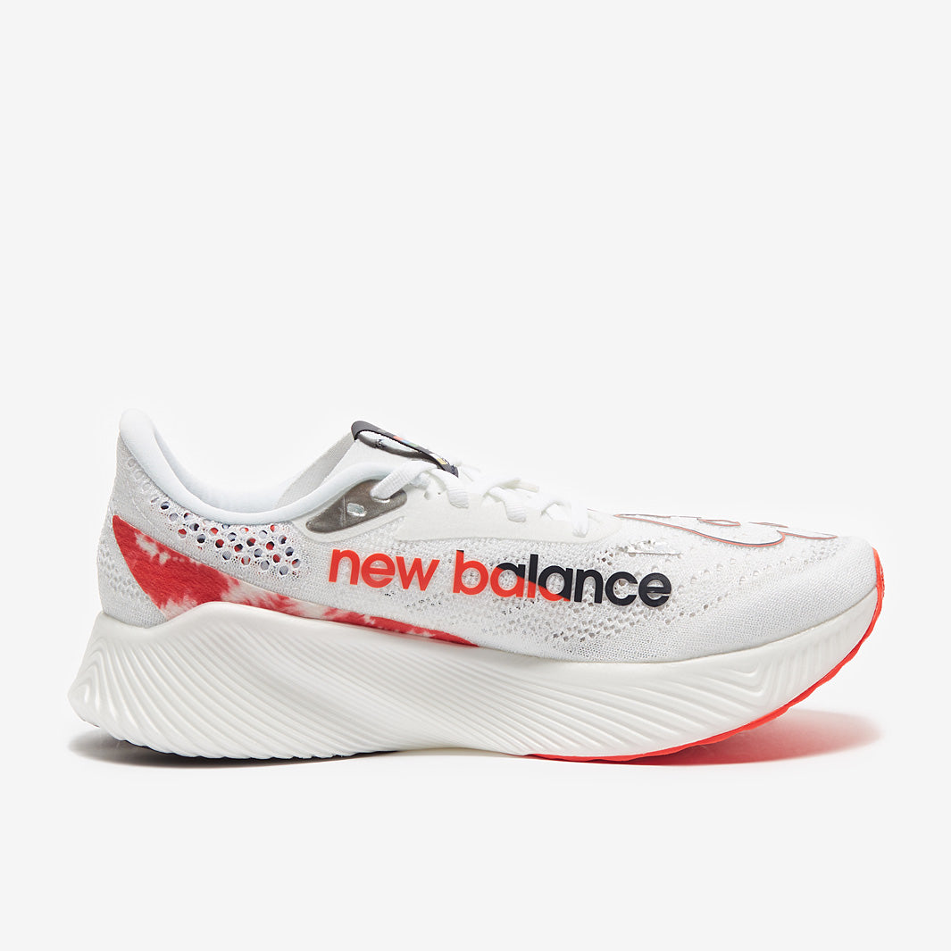 New Balance FuelCell RC Elite v2