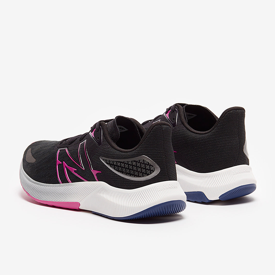New Balance Womens Propel V3
