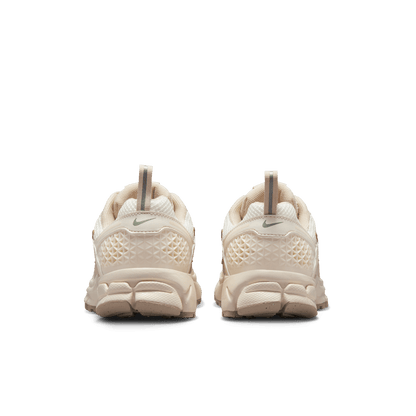 Big Kids' Nike Vomero 5 "Pale Ivory"