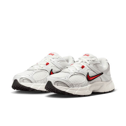 Women's Nike V5 RNR "White Picante Red Vast Grey Black"