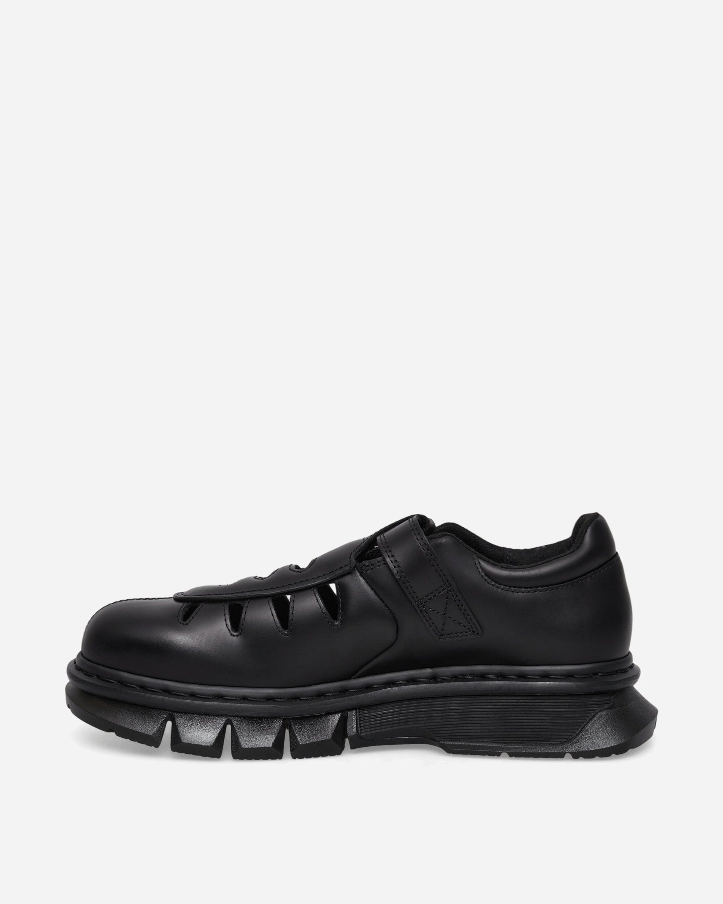 Qubist Fisherman Shoes Black