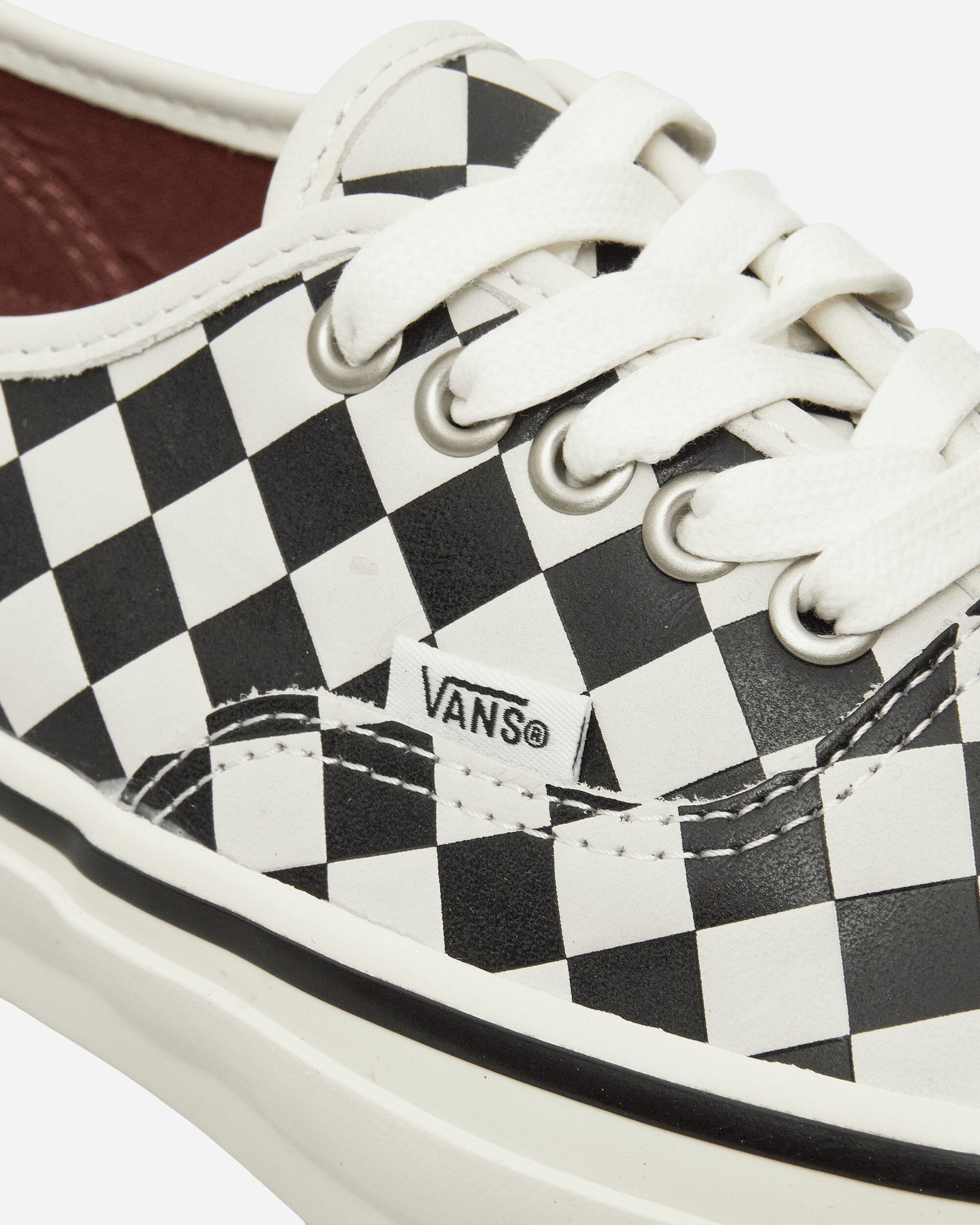 Authentic 44 Diamond Check Sneakers Black / White