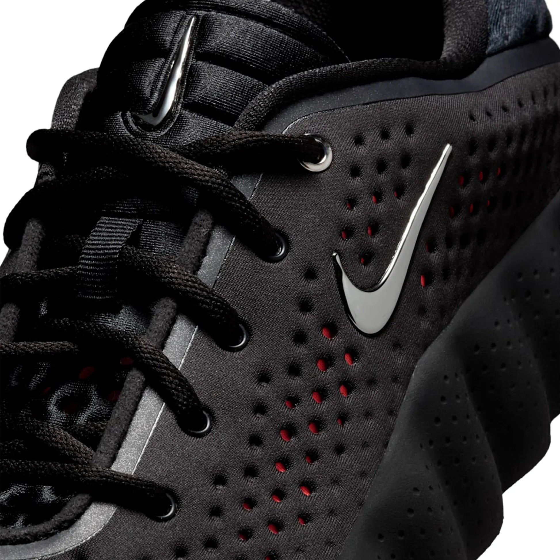 Nike Mind 002 Pregame Black Chrome